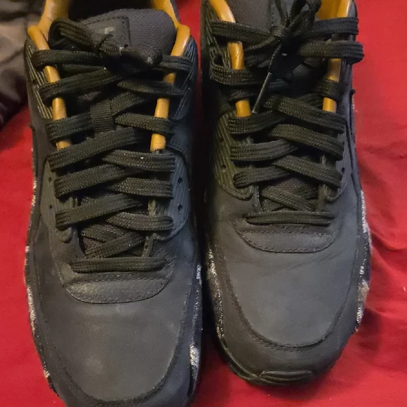 Nike Air Max Black and White with Tan Accents - Picture 2 of 5